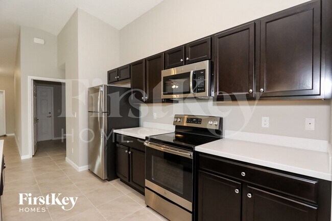 Photo - 843 SW Andrew Rd