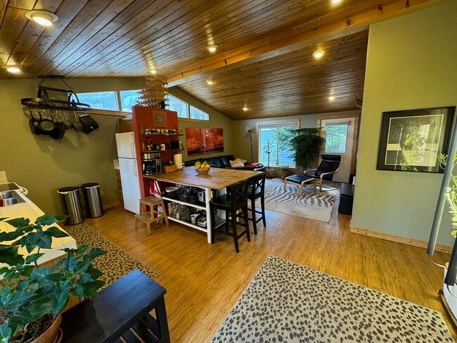 Photo - 3 Bedroom, Breckenridge, Winter Rental! Pe...