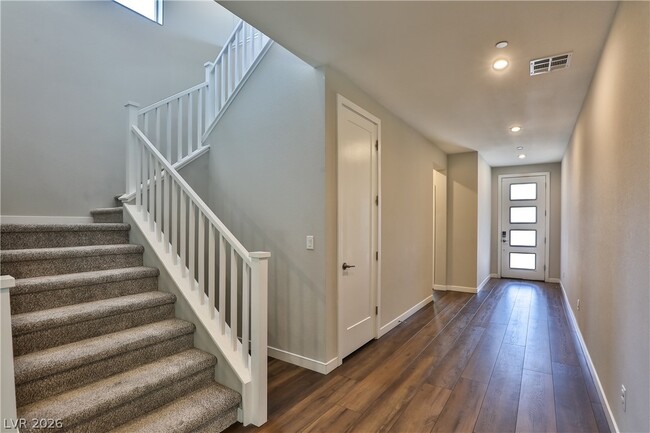 3229 Vittoria Ave