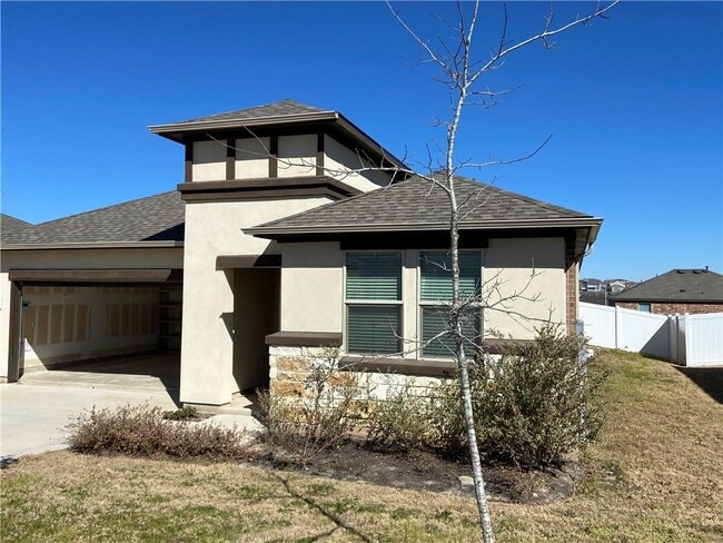 Building Photo - 5904 Daly Dr