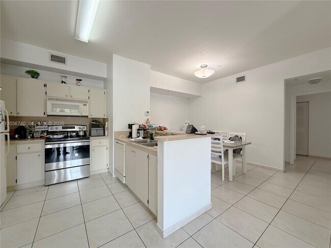 Photo - 7360 NW 114th Ave Unit 201