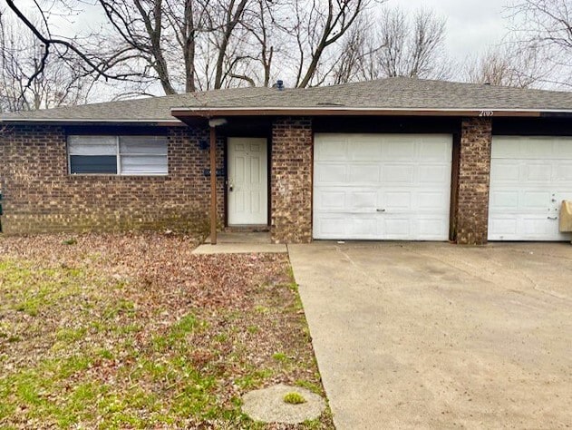 Building Photo - 2013 W Emma Ave