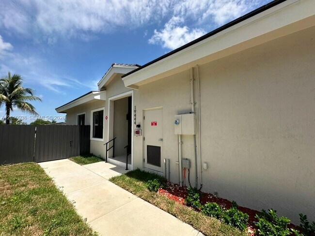 Photo - 19444 SW 125th Ave