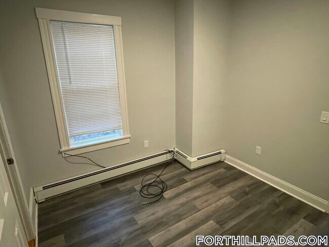 Photo - 1922 Columbus Ave Unidad 2