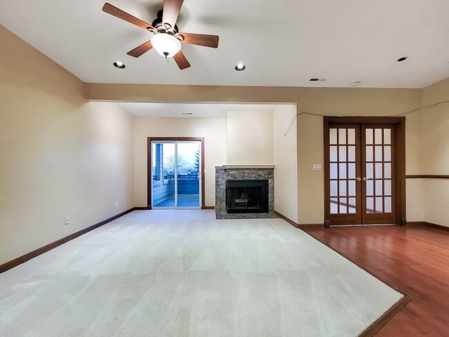 Photo - Cascade Mountain View Retreat: Elegant 2BR Condo in Downtown Redmond