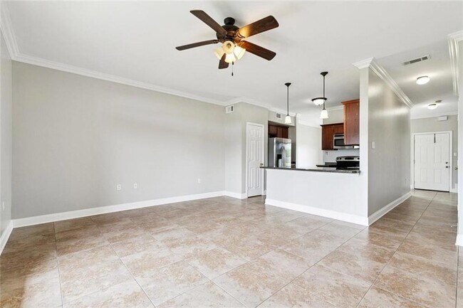 1250 Primrose Dr
