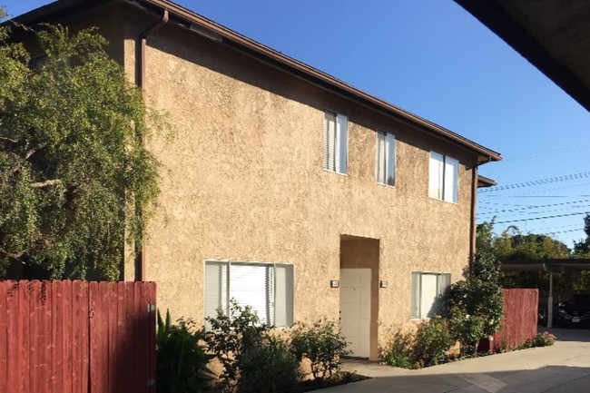 Building Photo - 4247 La Salle Ave Rental