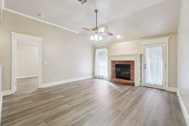 Photo - 16413 Village Green Dr