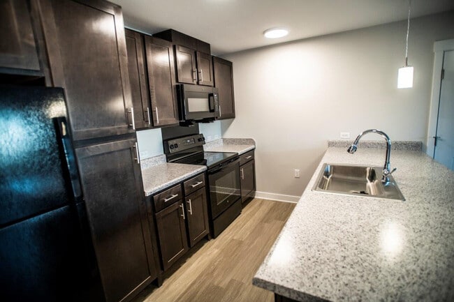 Photo - Riverbend Flats