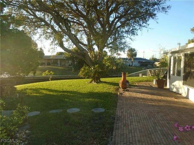 Photo - 991 April Ln