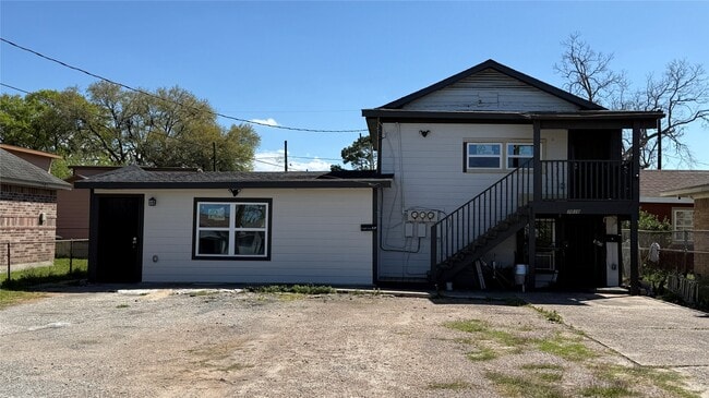 Building Photo - 7010 Brownsville St