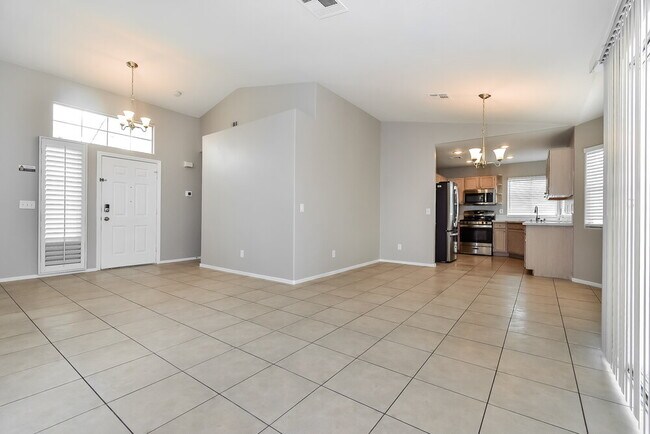Photo - 5828 Meadow Dale Dr