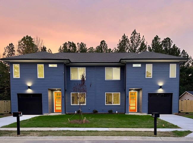 Building Photo - New Construction! Unit B Available!