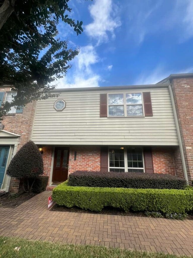 Photo - 5817 Valley Forge Dr Unidad 90