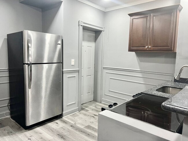 Photo - 7 Bedroom Home