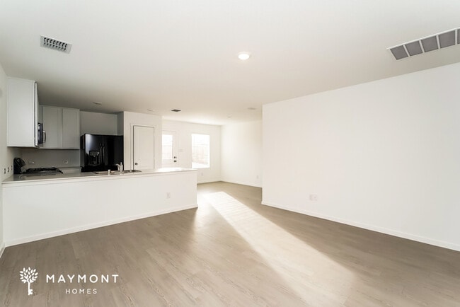 Photo - 2017 Welsh Ln