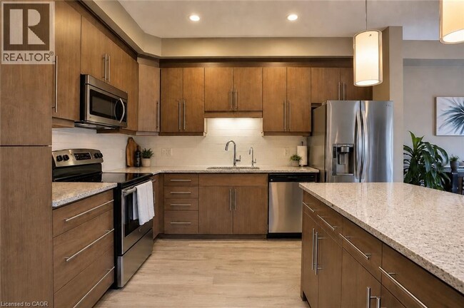 Photo - 310 Ginseng St
