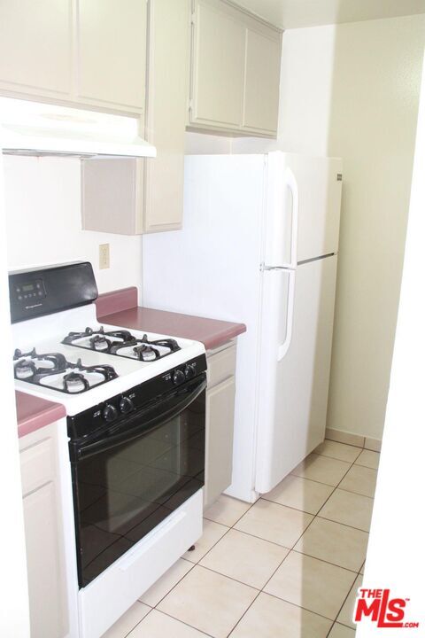 Photo - 3600 Bagley Ave Unidad 102