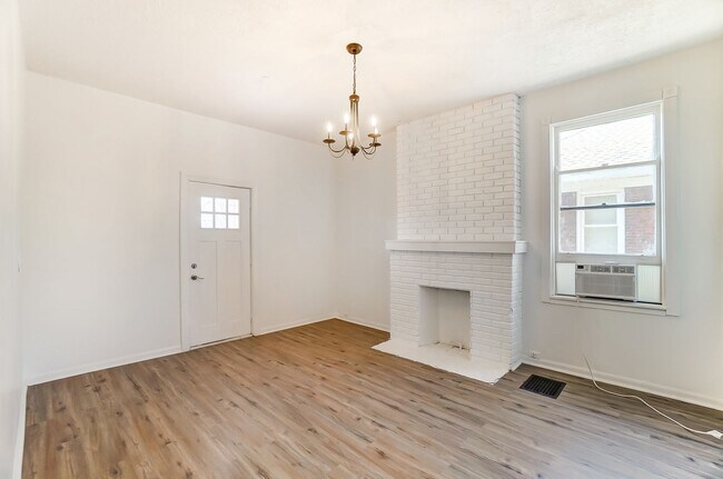 Photo - 2854 Shaffer Ave Unit 1