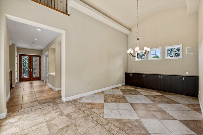 Photo - 11 Sommerset Cir