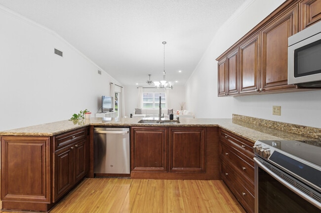 Photo - 6070 Sunny Manor Ct