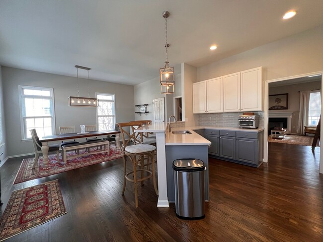 Photo - Heart's Desire End Unit Townhome 2700+ SqFt - Lowes Island