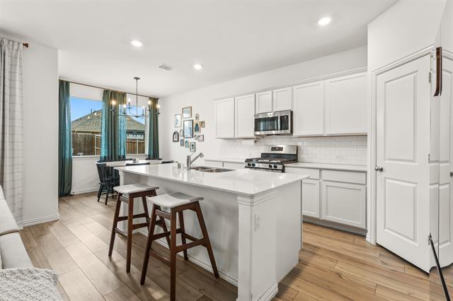 Photo - 1733 Lake Grove Dr