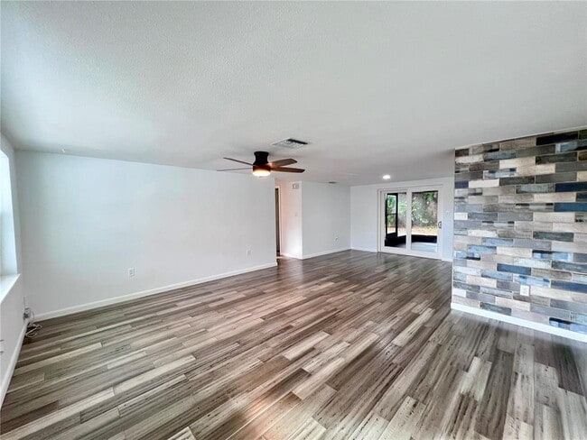 Photo - 5703 Andrea Dr