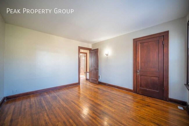 Photo - 123 E. Seventh Avenue-