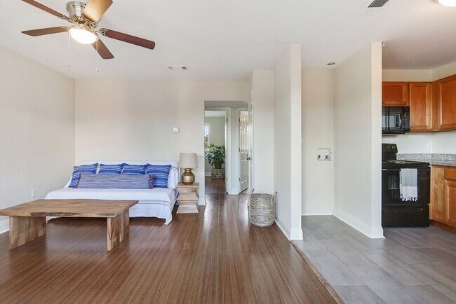 Photo - 2013 S Liberty St Unit 303