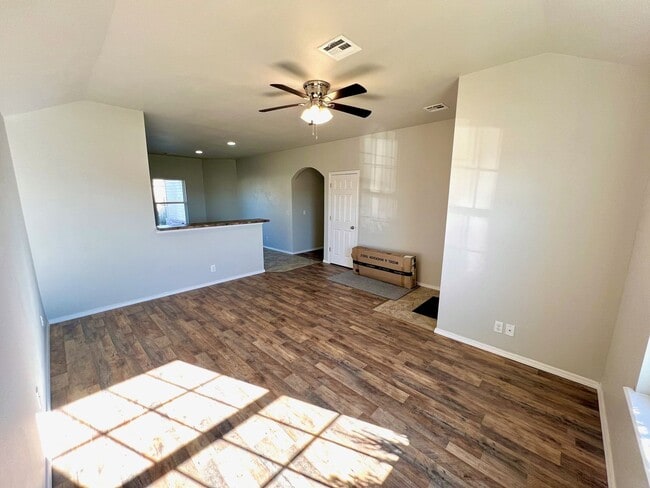 Photo - Well-maintained 3-bedroom, 2-bath single-story home built in 2016.