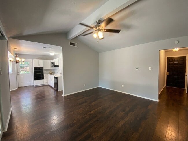 Photo - 2718 Ozark Dr