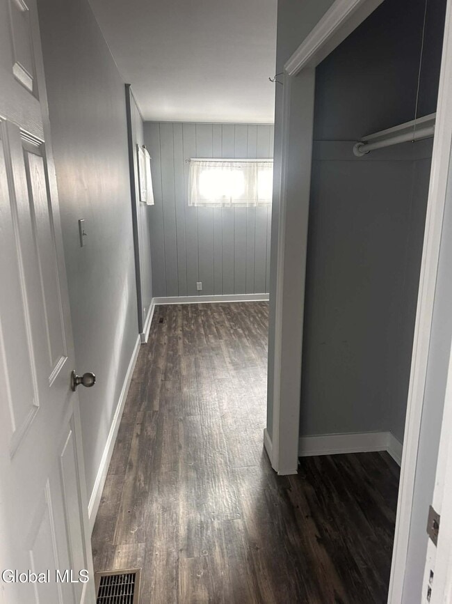 Photo - 1687 Avenue A