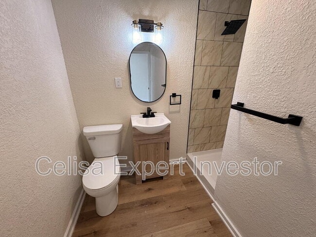 Photo - 2604 Sherman Blvd Unit #1