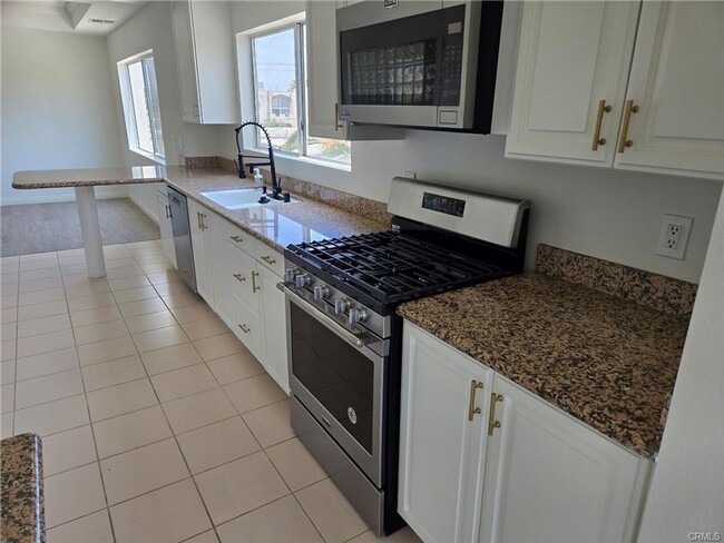 Photo - Great 2 Bedroom, 2.5 Bath in Los Angeles House