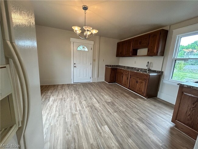Photo - 377 Lawson Ave Unit 2