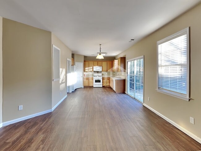Photo - 1539 Anna Ruby Ln
