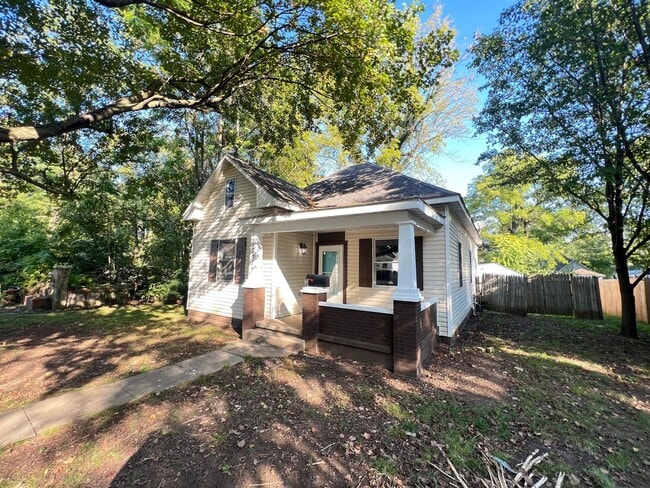 Photo - 3 Bed 1 Bath For Rent - Springfield