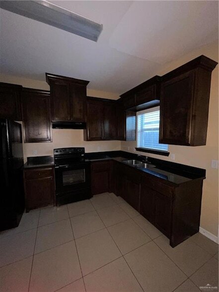 2605 E Franklin Ave Unit 1