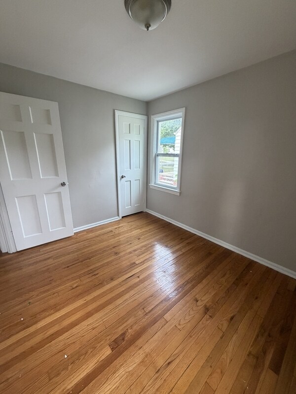 Photo - 16910 Lotus Dr