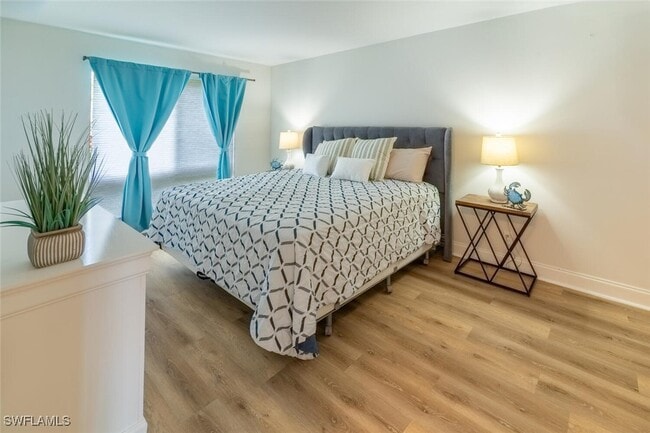 Building Photo - 96 Glades Blvd Unit 513 Rental