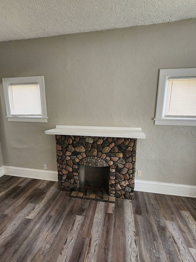 Photo - Charming 4-Bedroom Property in Prime Location (SECTION 8 VOUCHERS ACCEPTED)