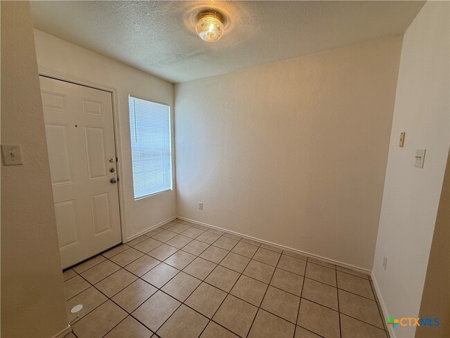 Photo - 4403 Deek Dr