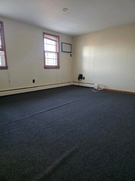 Photo - 229 Griffith St