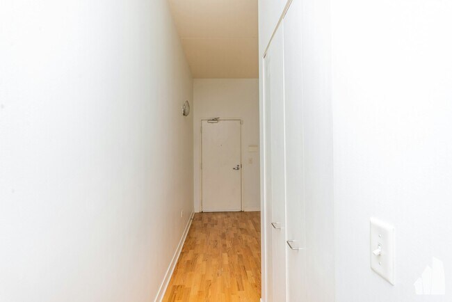 Photo - 650 W Wayman St Unit 106c