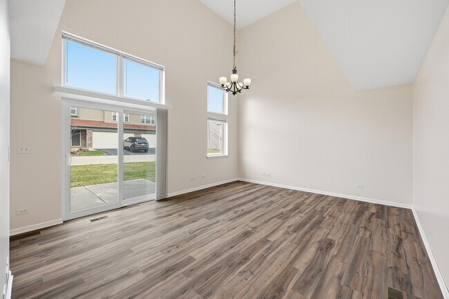 Photo - 760 E Whispering Oaks Dr