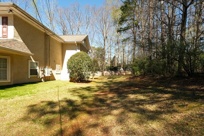 Photo - 1535 Cedar Shoals Dr Unit B