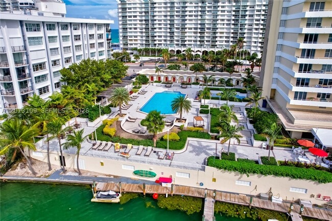 Photo - 5600 Collins Ave Unit 6A