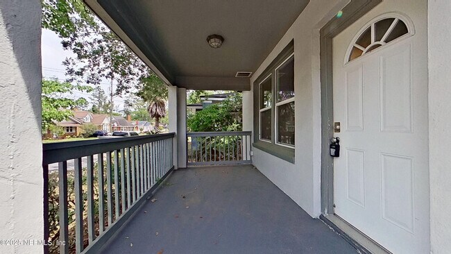 Photo - 4654 Post St