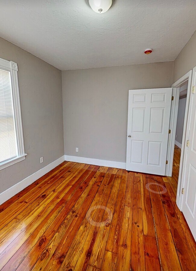 159-161 Millbury St Unidad 2